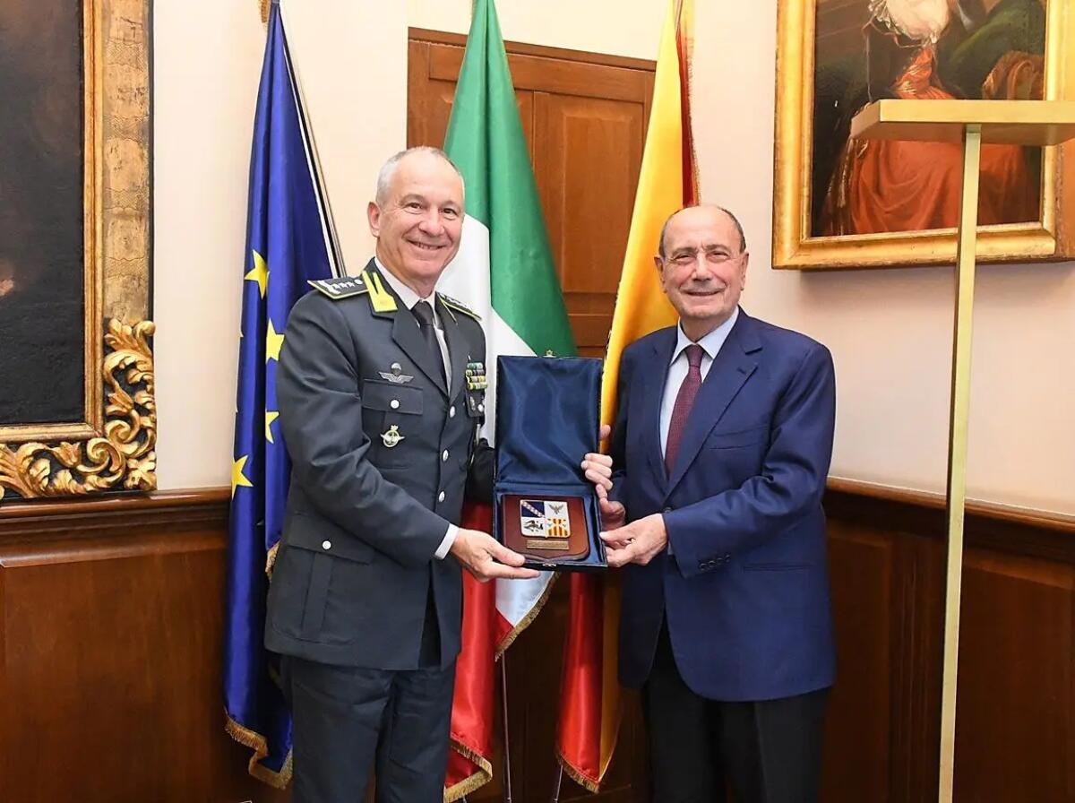 Schifani riceve il comandante interregionale della Guardia di Finanza - 