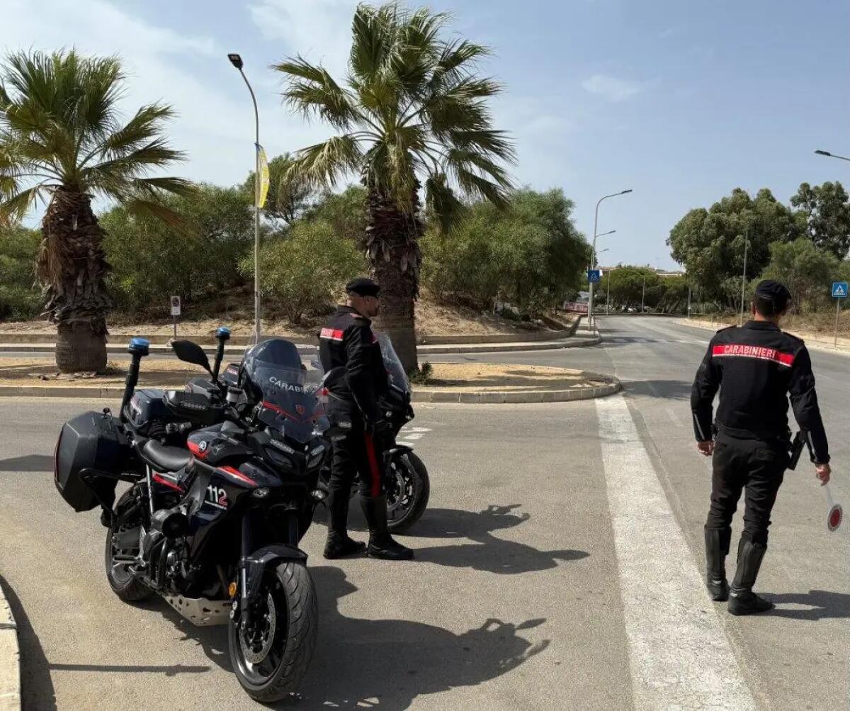 Gela, arrestato un 21enne per spaccio: sequestrato oltre 1 kg di hashish nascosto in casa - 