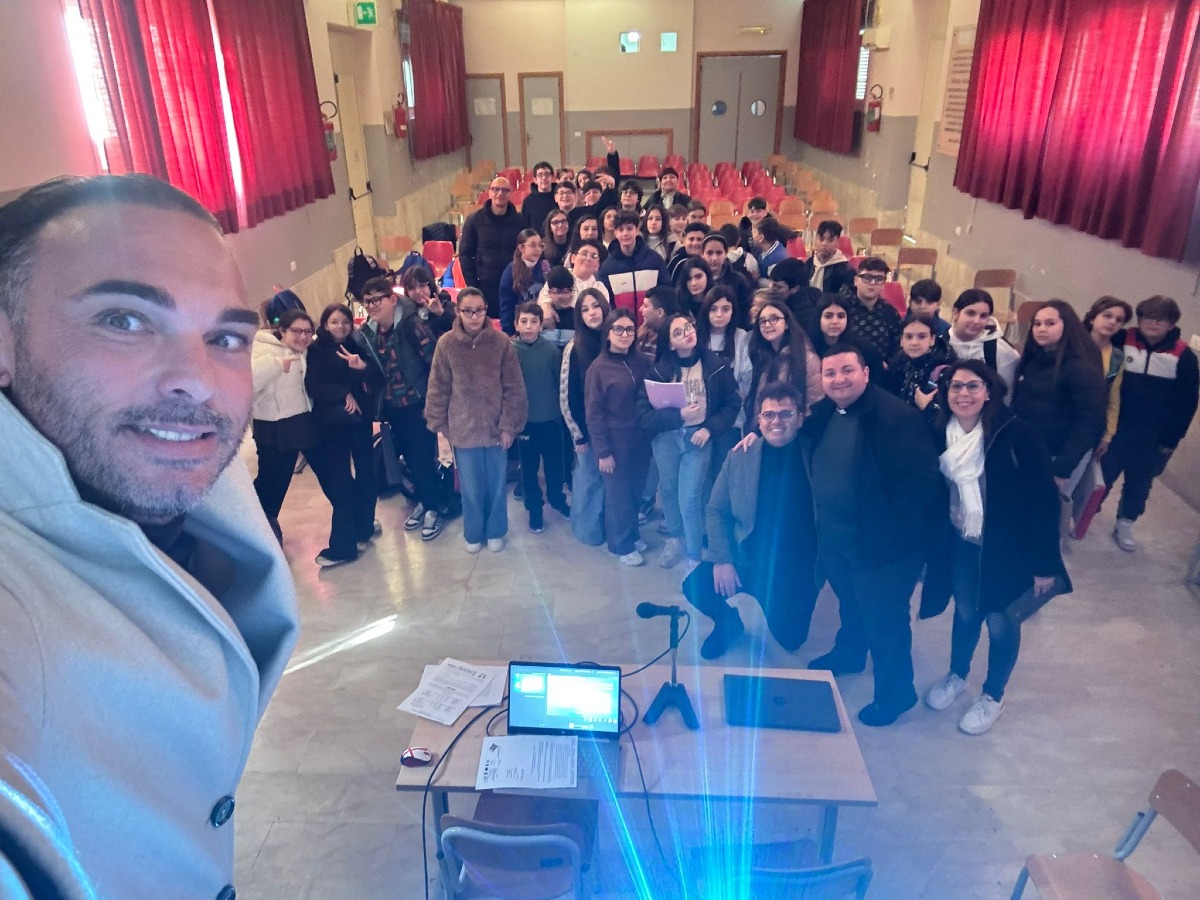  Al via il progetto “Mare Amico” per educare i giovani all’inclusività e al rispetto del mare - 