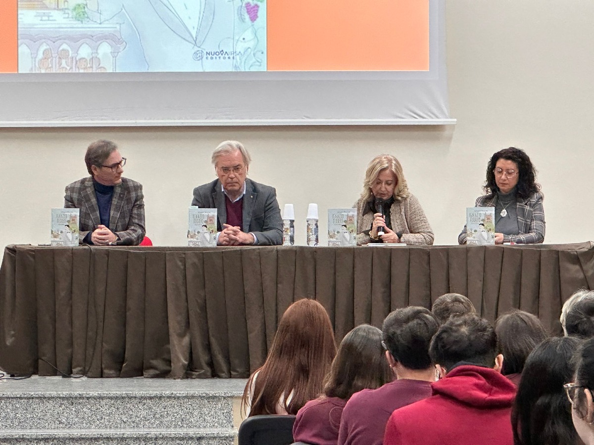 L’amore per la Sicilia nel libro di Requirez presentato al liceo Eschilo - 