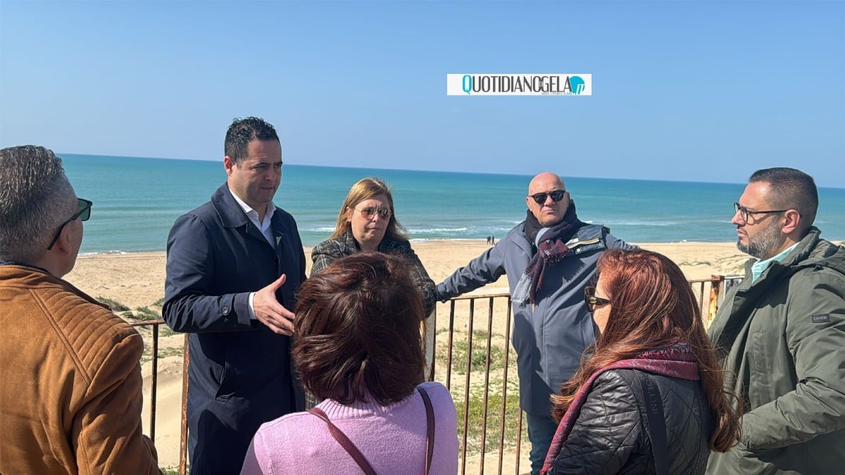 Pudm e lidi: amministrazione ai cittadini, "nessuna occupazione di spiagge e dune" - Un momento dell'incontro con i cittadini 