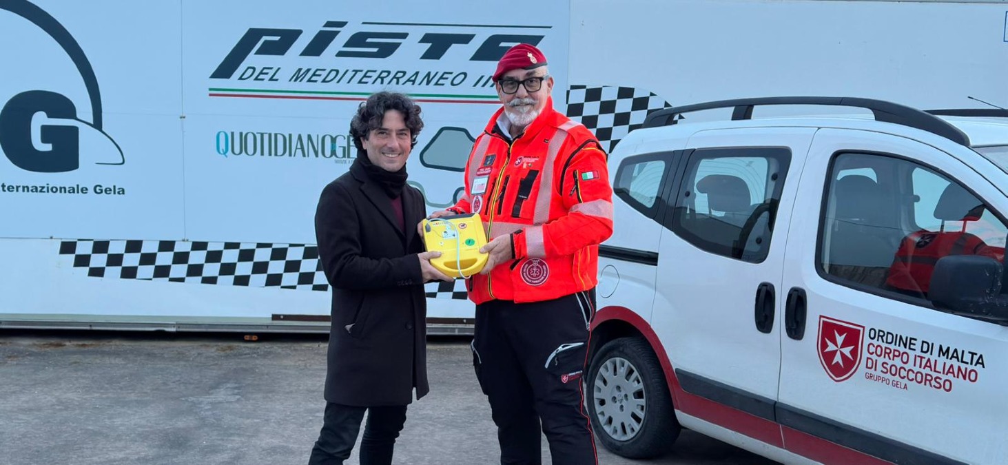 Un defibrillatore donato al kartodromo internazionale: Cisom ha curato anche la formazione del personale - 
