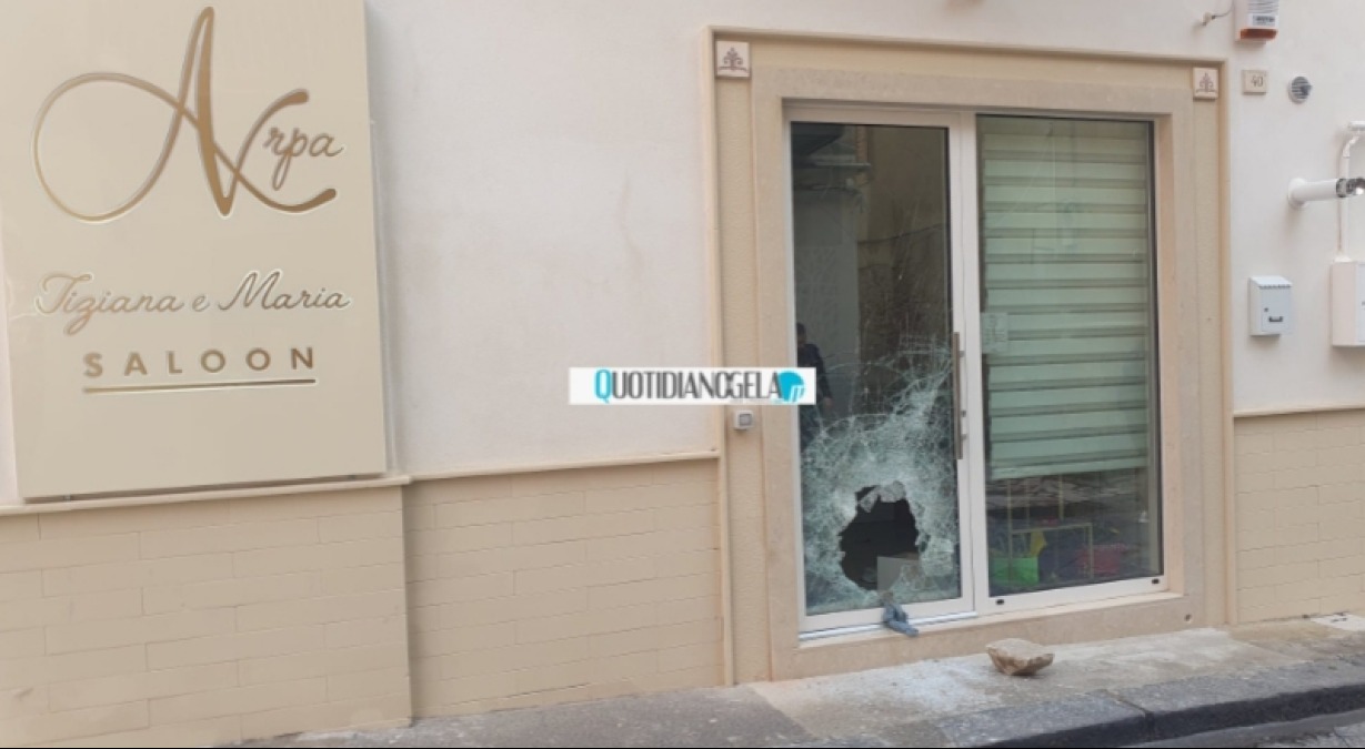 Furti e "spaccate", M5s: "Azioni vigliacche a danno degli esercenti" - 