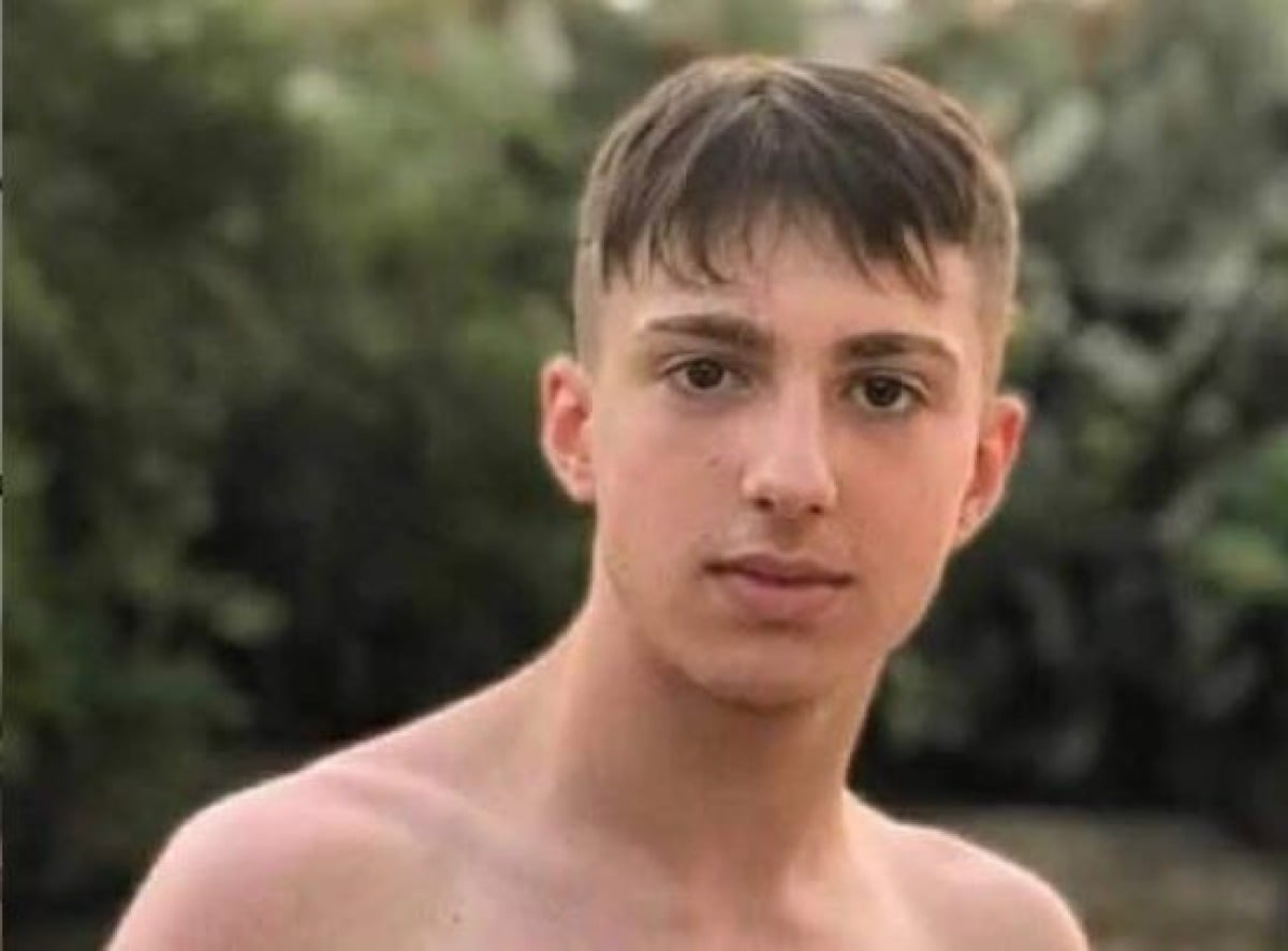 Morto per lavorare, la tragica fine di Marco Catania: avviata una raccolta fondi a sostegno della famiglia - Il giovane operaio Marco Catania