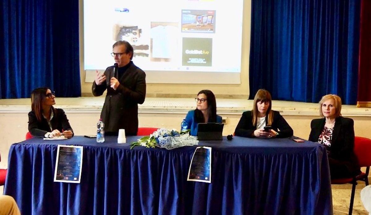 Giovani e violenza, la risposta della scuola - 