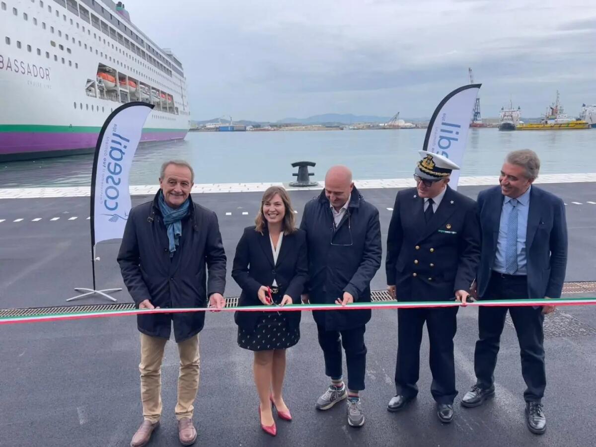 Porto di Trapani, consegnati i lavori di consolidamento della banchina Sanità - 