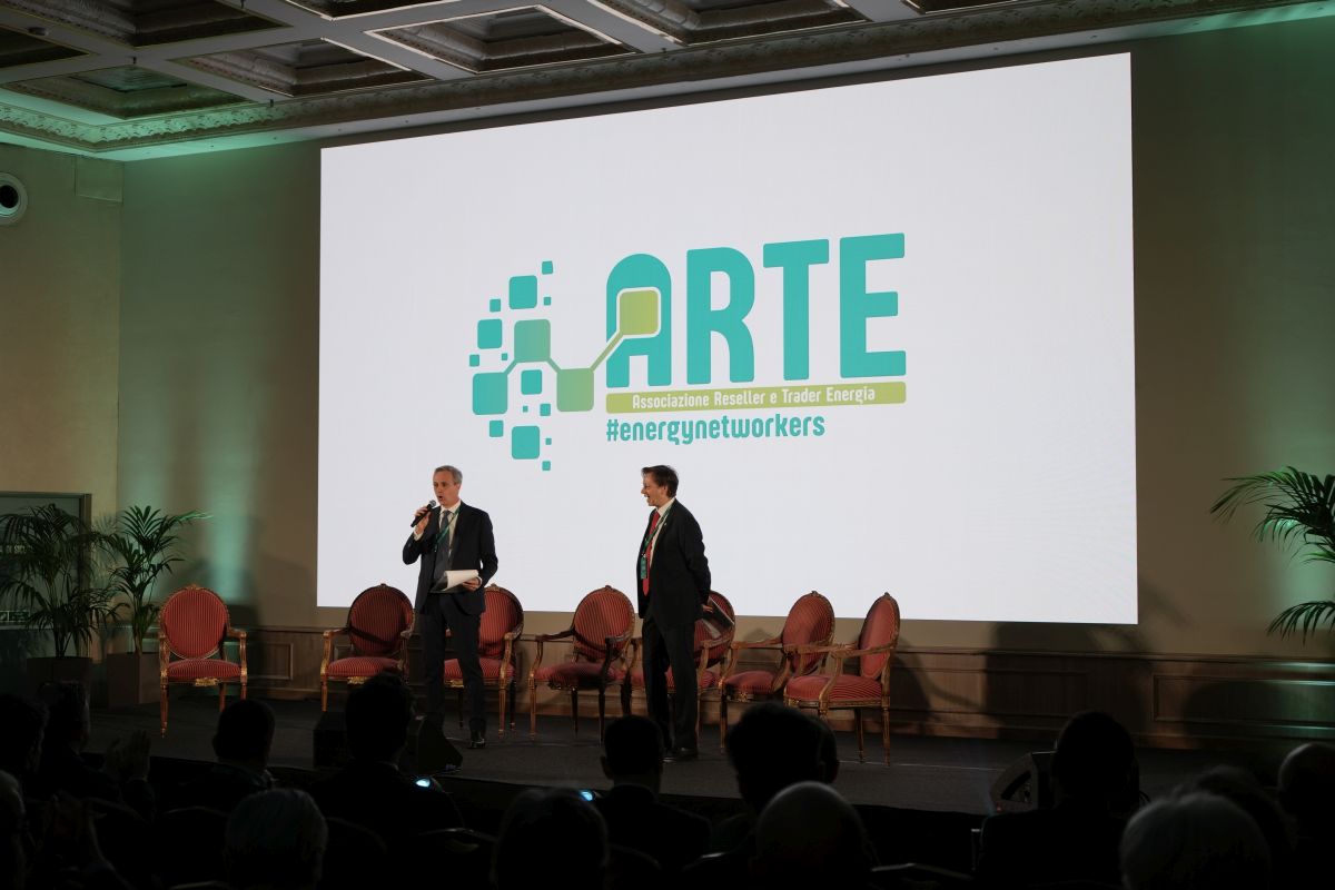 Caro energia, senza riforme strutturali cresce il costo sociale - 