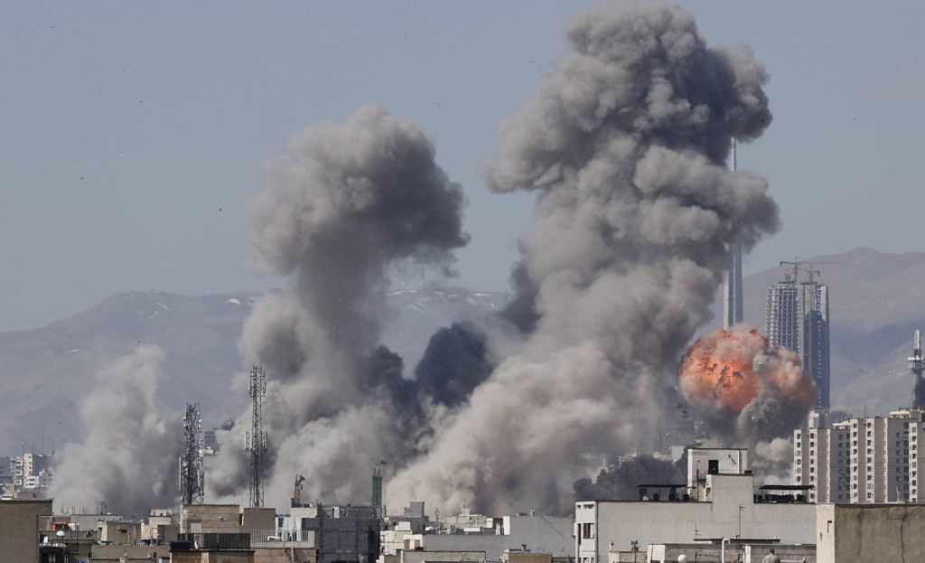 Serie di esplosioni a Teheran, Iran attacca forze curde nel Kurdistan - 