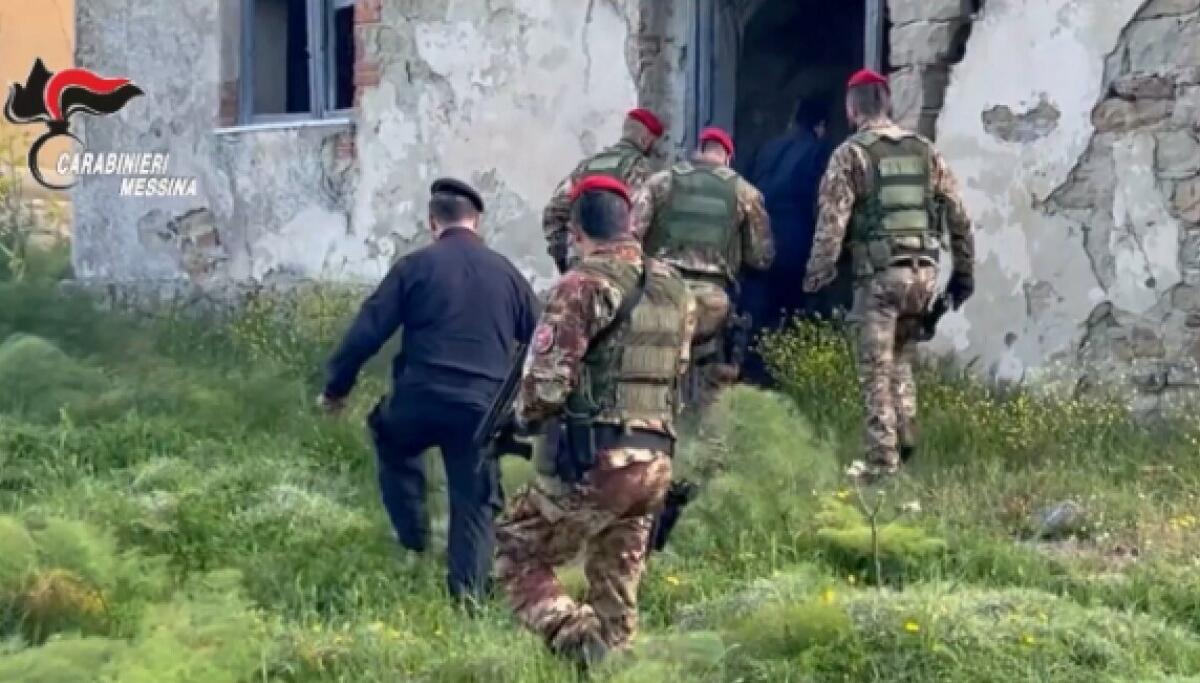 Spaccio di hashish, cocaina e crack nel Messinese, 17 arresti - 