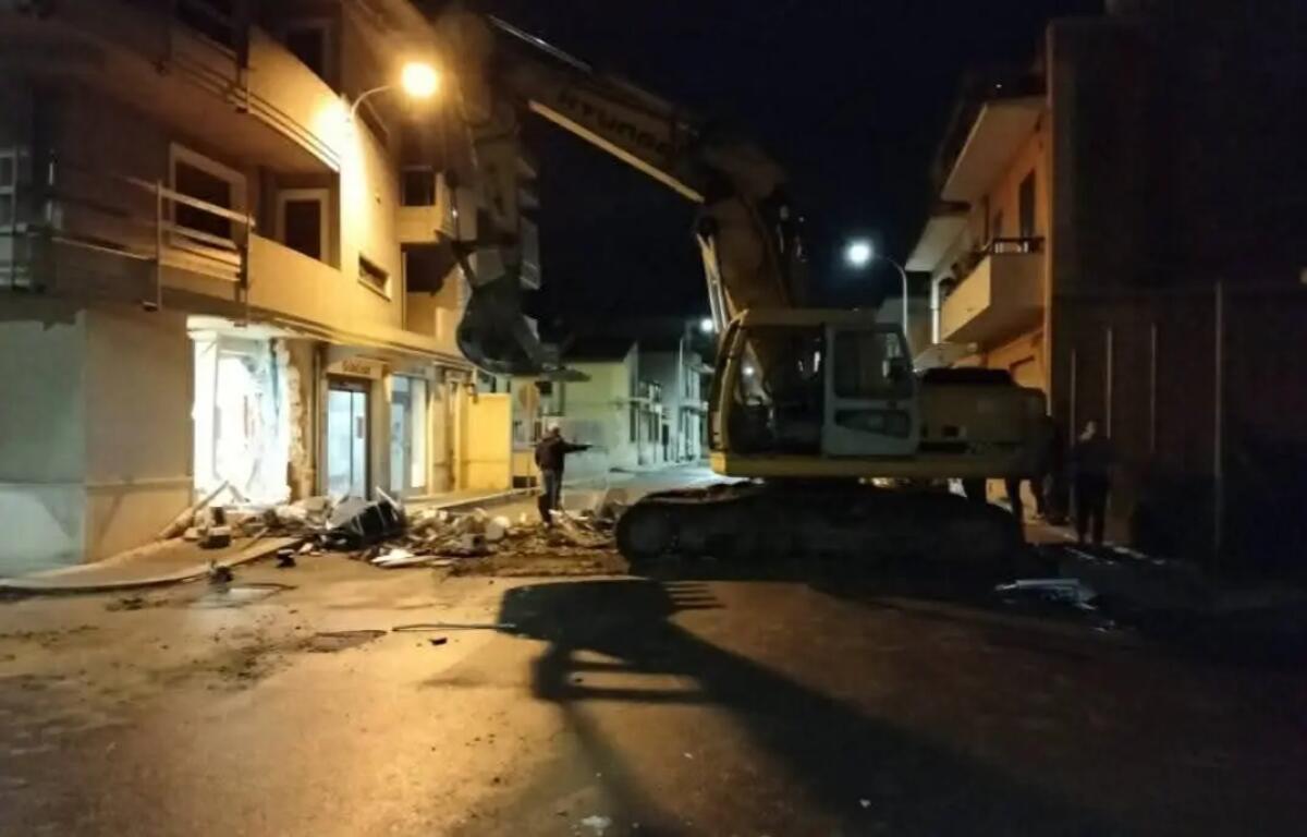 Assalto ai bancomat di UniCredit ad Acate nel Ragusano, Fabi: “E’ guerra aperta, bisogna agire prima che ci scappi il morto” - 