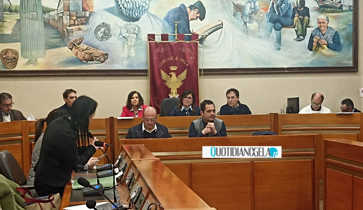 Sicurezza, scontro in aula Cavallo-Di Stefano: "Rivolgetevi al governo nazionale" - 