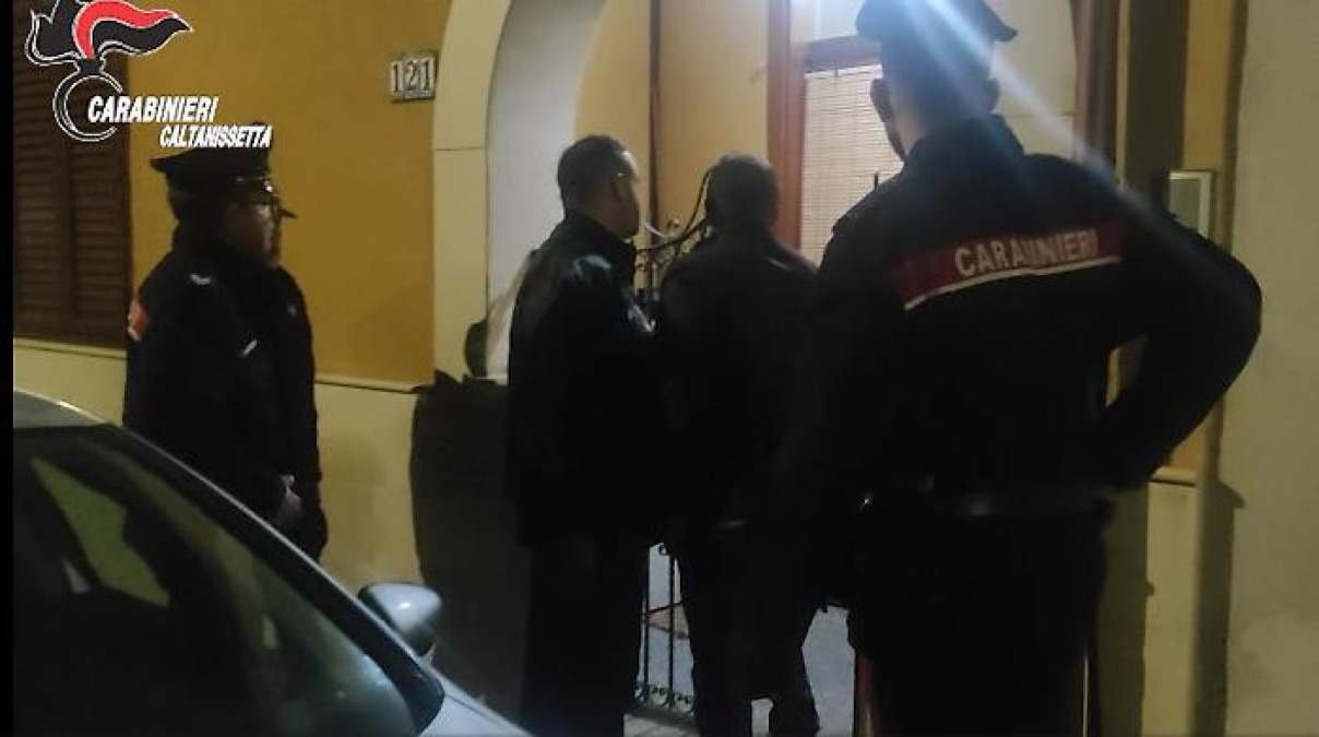 Blitz "Mondo opposto 2", diversi indagati non parlano davanti al gip: il gelese Sammartino non risponde - 