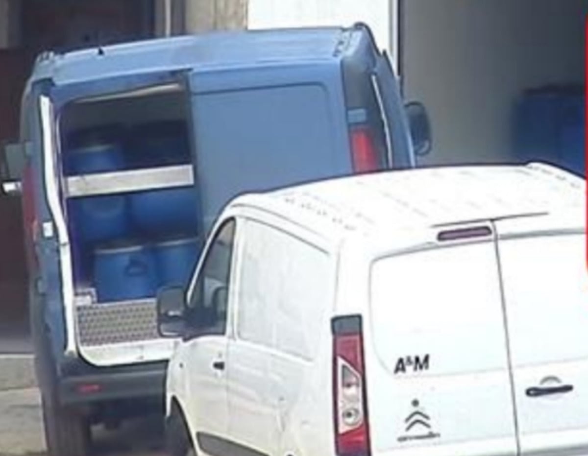 Mafia e rifiuti, i Musto parlarono ancora con il responsabile Impianti: "Ci vogliono amicizie..." - 