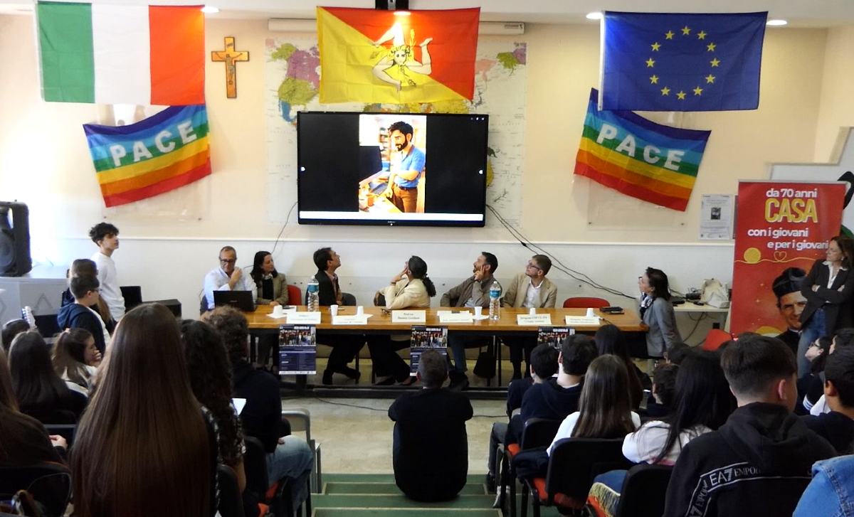 IA tra i banchi, all’ I.C. Don Bosco si impara l'uso consapevole   - 