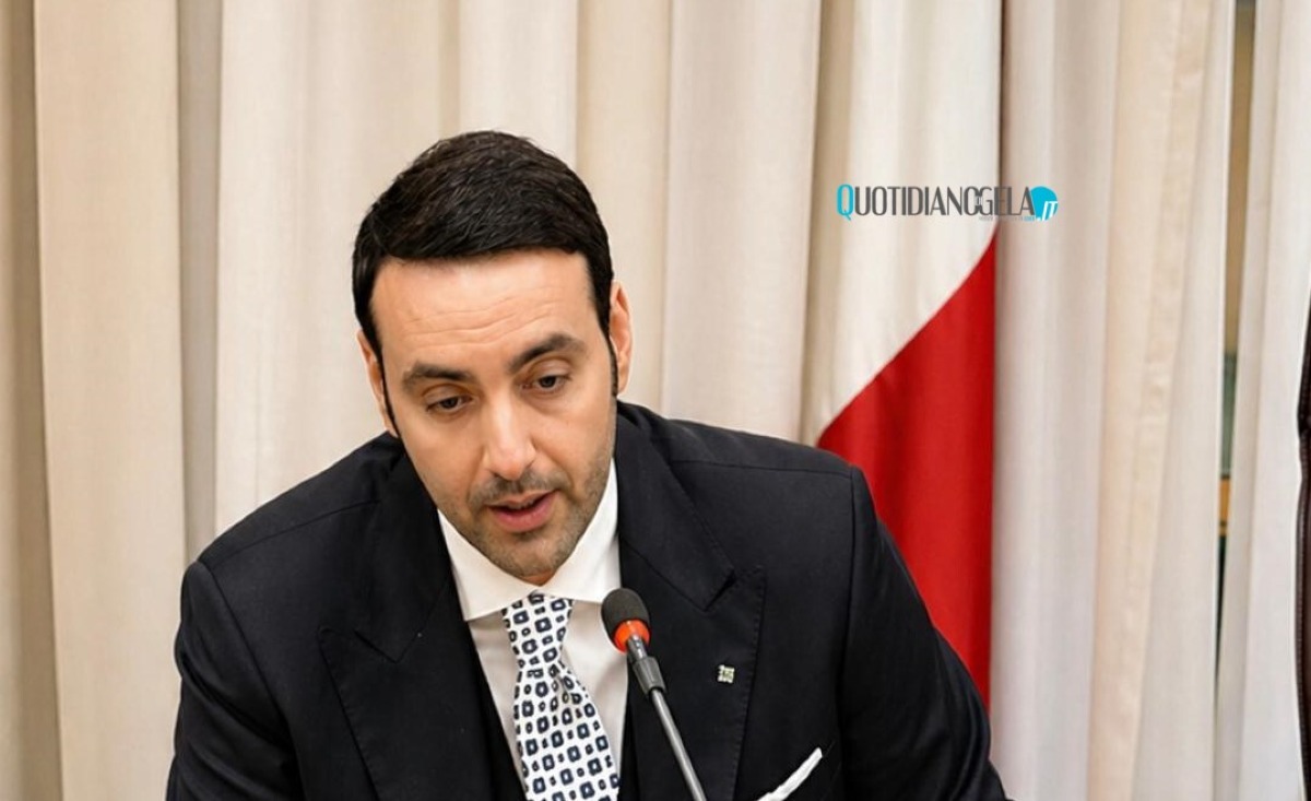 Morì dopo vaccinazione Covid, atti caso Guzzo in commissione parlamentare: l'avvocato Messina in audizione - L'avvocato Valerio Messina durante l'audizione in commissione