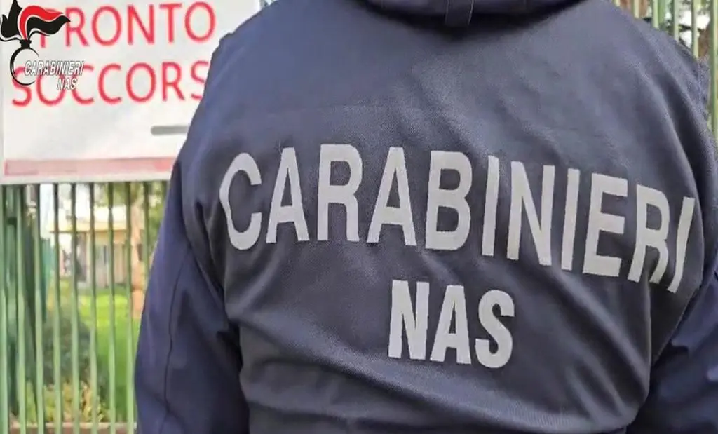 Scoperto sistema parallelo per saltare liste d’attesa, licenziato medico - 