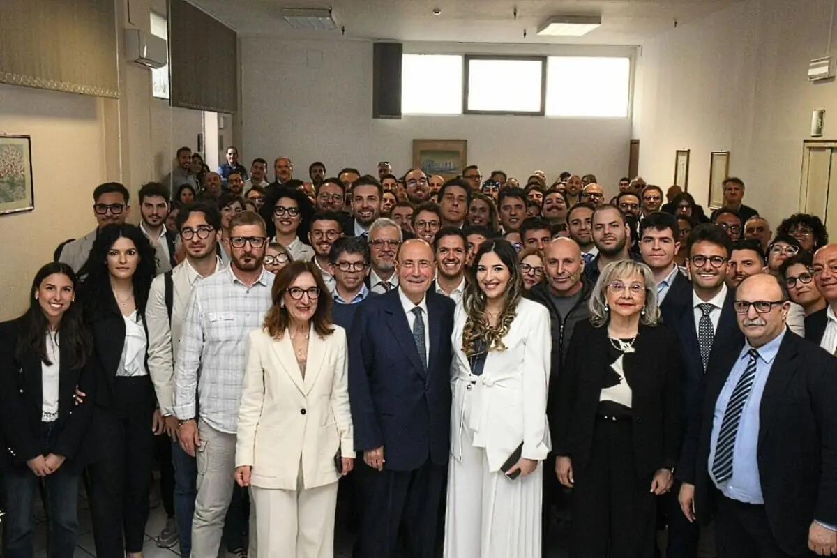 Regione Siciliana, firmati alla presenza di Schifani 116 contratti di lavoro a tempo indeterminato - 