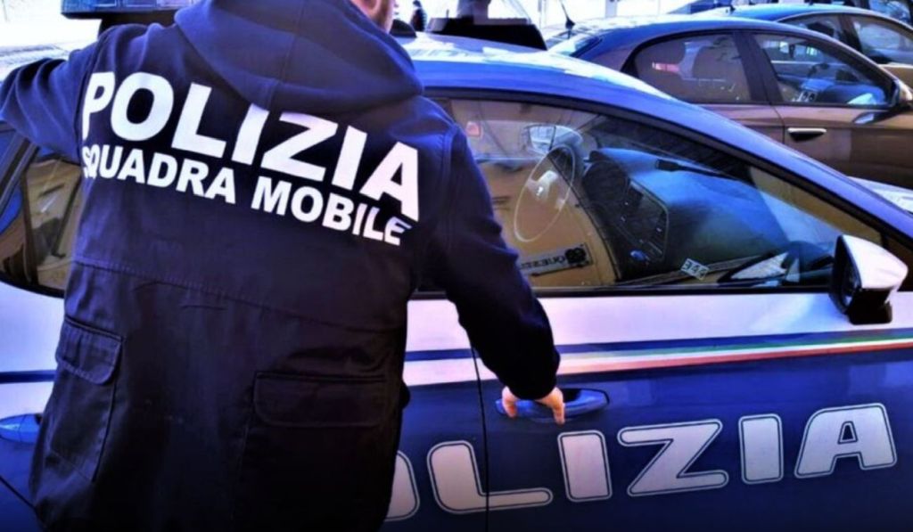 Neonazismo online, arrestato 19enne a Pavia e 14 giovani indagati in tutta italia - 