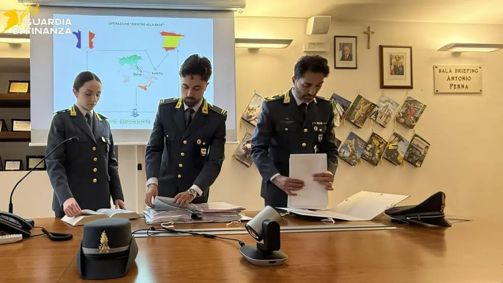 Frode fiscale internazionale, sequestro di 11 milioni di euro nella Bat - 