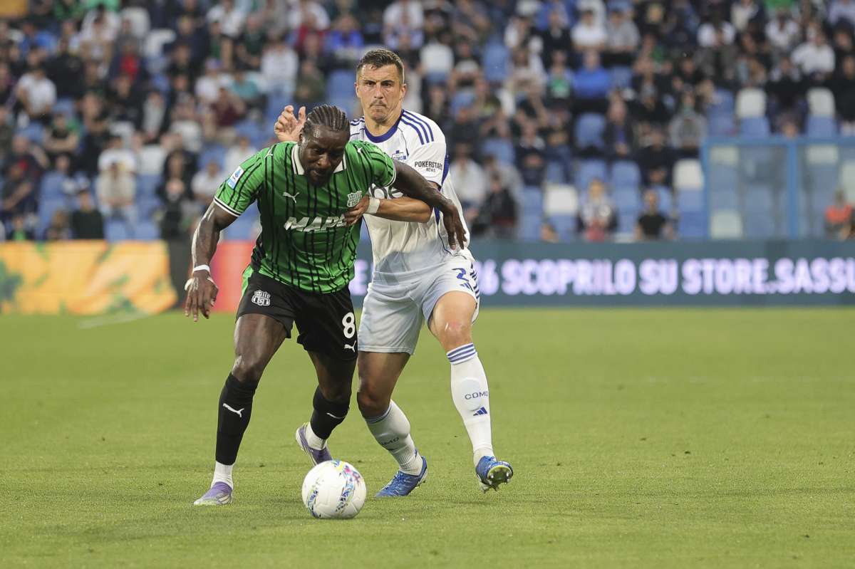 Volpato e Nzola condannano il Como, Sassuolo vince 2-1 - 