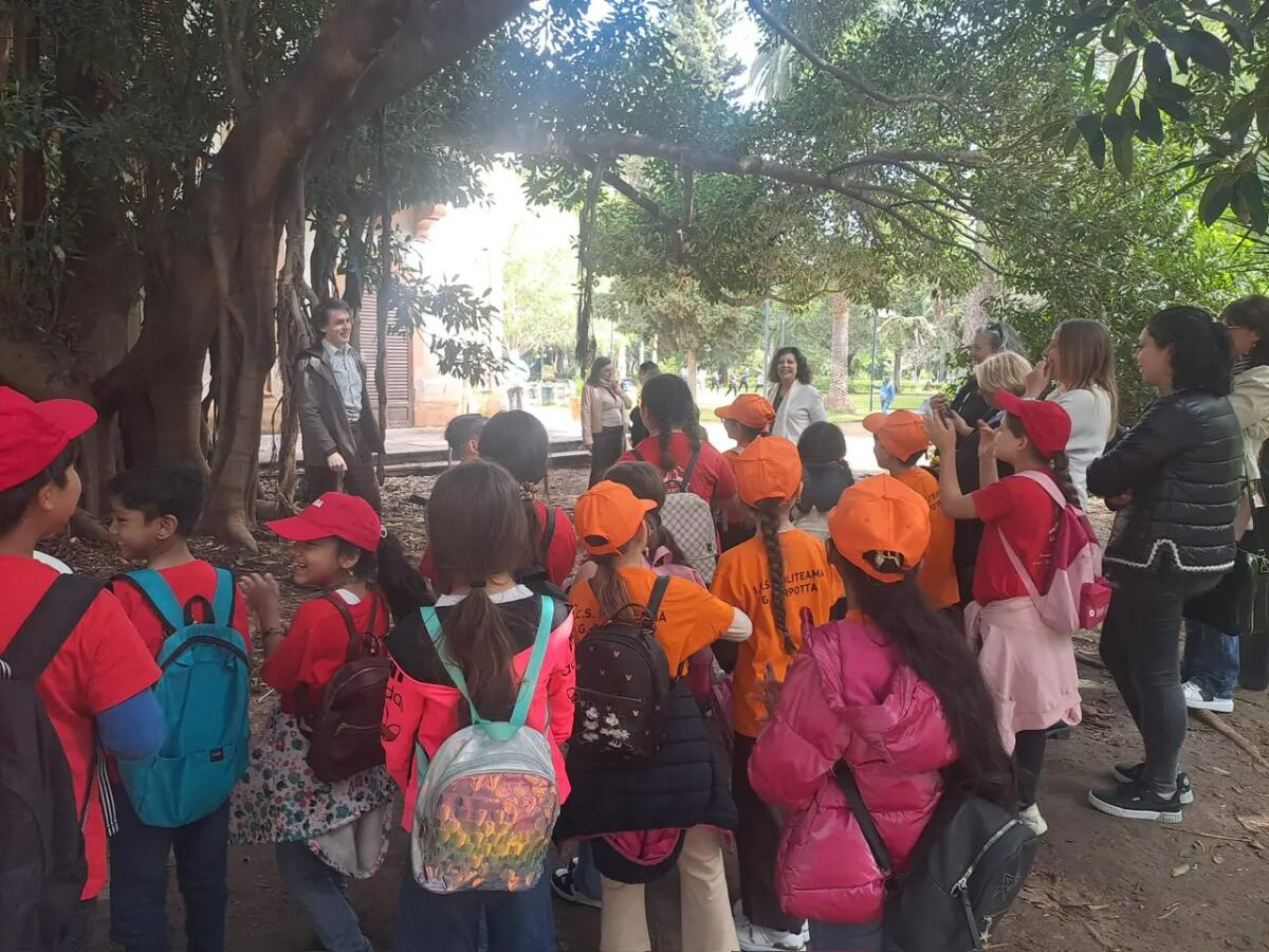 “Poesie nel Bosco” incanta Villa Trabia: la poesia lituana prende vita tra natura e bambini - 