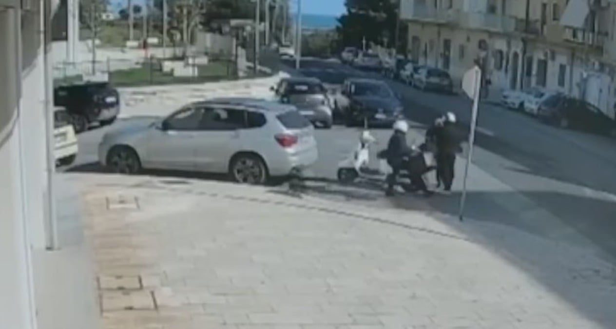 Rapina per i gioielli, i Di Noto davanti al giudice: rimangono in carcere - 