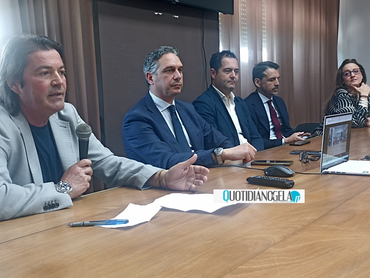 Di Stefano e Progetto civico Italia aprono dialogo: "Uniamo le anime civiche" - Gulizzi, Arena, Di Stefano, Miceli e Petitto