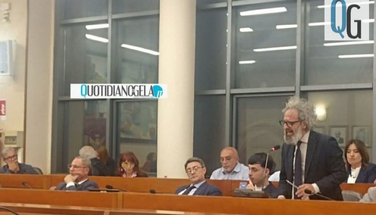 Castellana: "Partiti con assessori e presidenti indagati parlano di trasparenza" - 