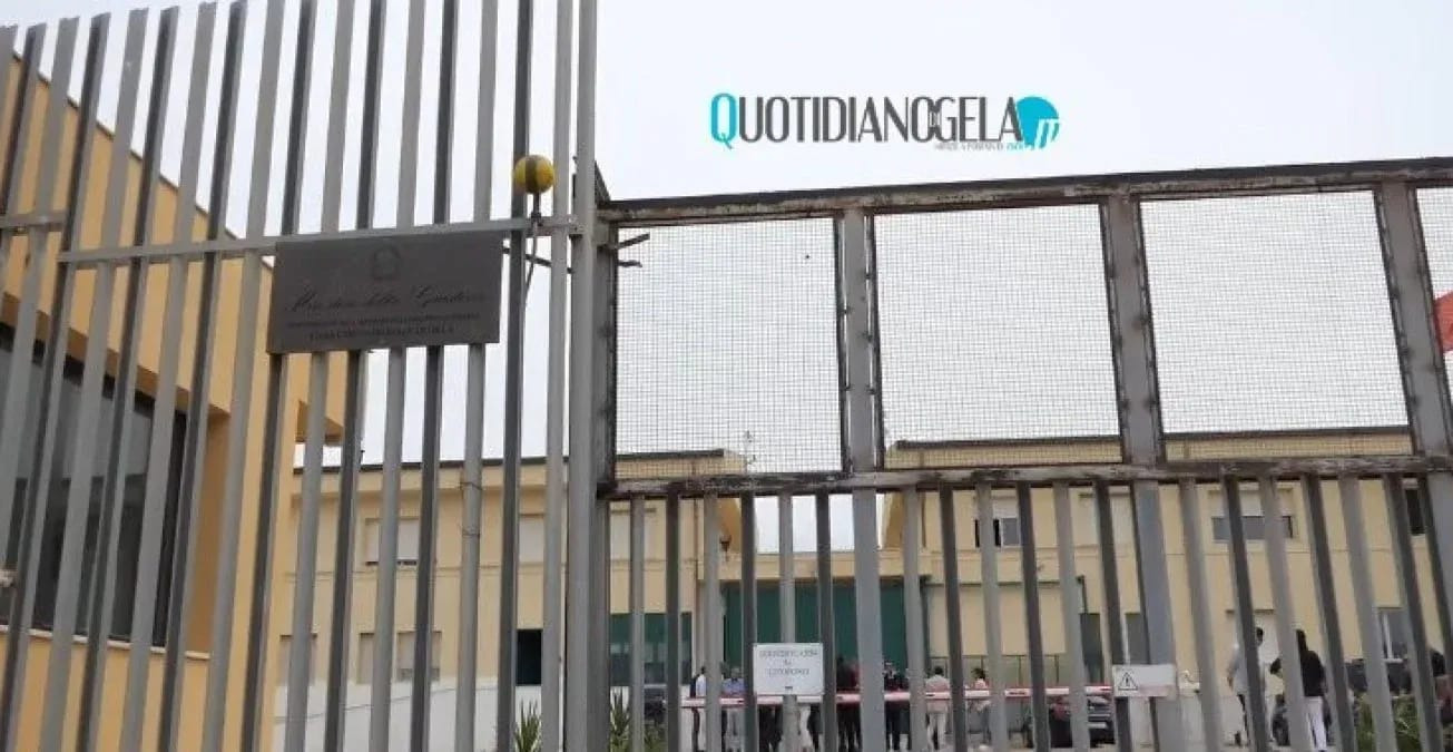 Presunte irregolarità su presenze in servizio a Balate, a processo agente penitenziaria - Il carcere di Balate
