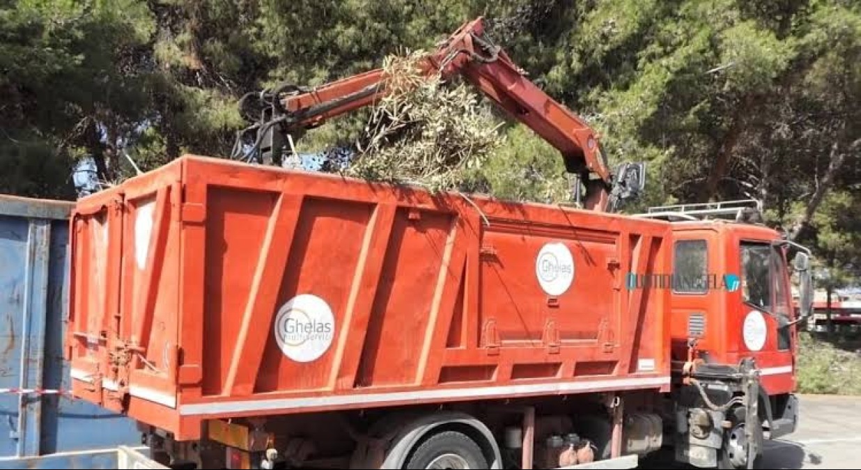 Aree verdi incolte, lavori urgenti a Ghelas: interventi anche in viale Mediterraneo  - 