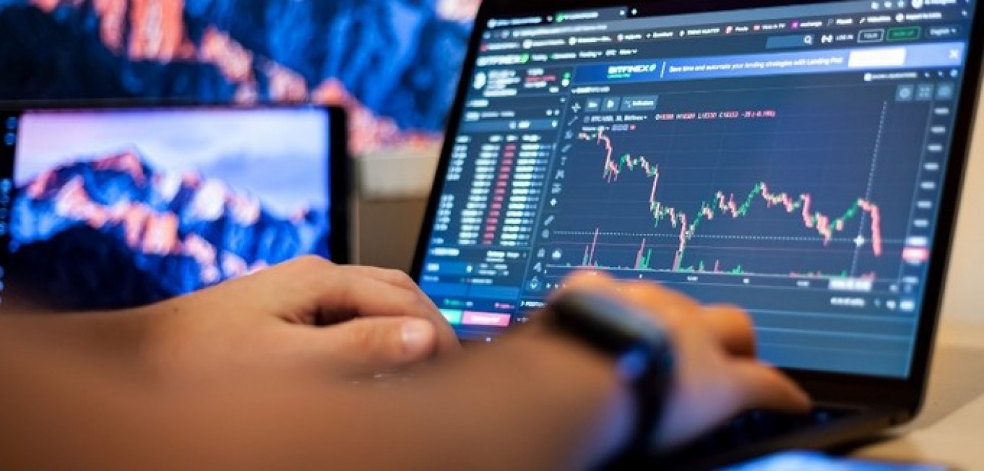 Da un imprenditore 178 mila euro per operazioni finanziarie, somme sparite: trader condannato - 