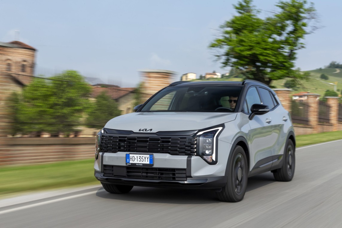 Kia Sportage si rinnova con la motorizzazione Trifuel - 