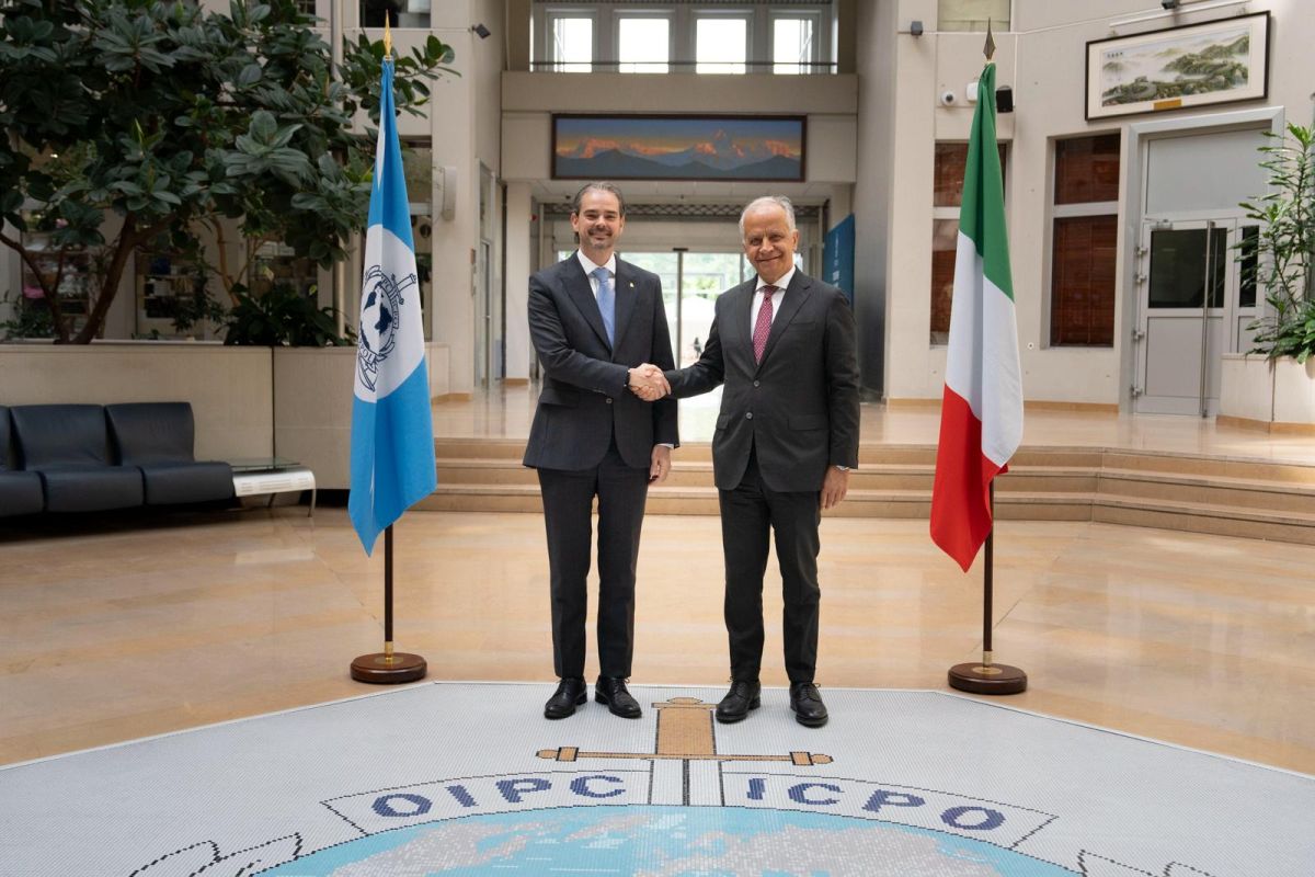 Piantedosi a Lione incontra il segretario generale dell’Interpol - 