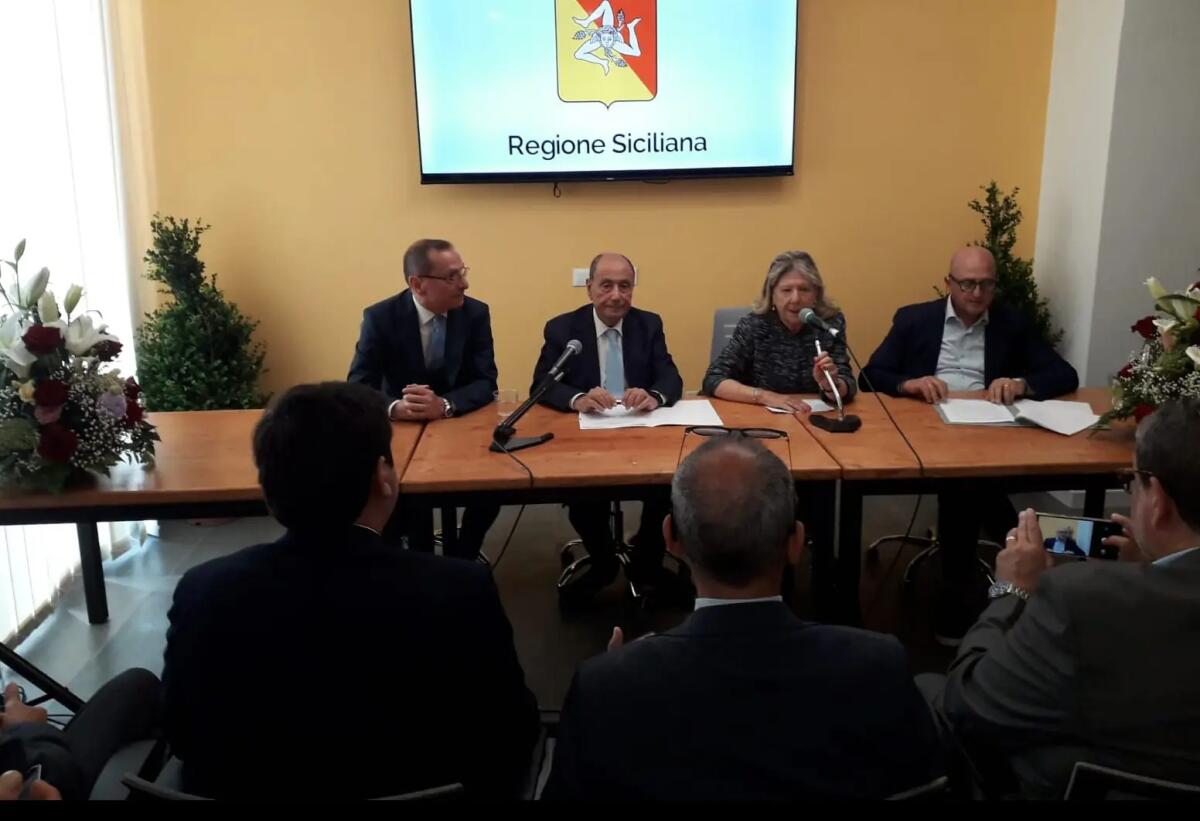 Schifani “Il prestito d’onore è un segnale di vicinanza agli studenti siciliani” - 