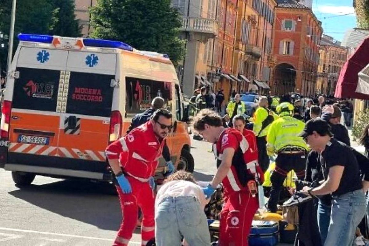 Modena, restano gravi quattro feriti, Mattarella e Meloni gli faranno visita - 