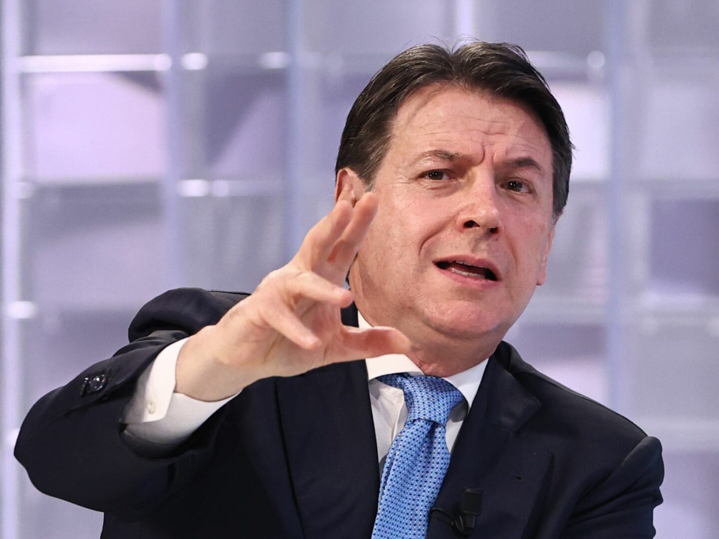 Conte “Dal governo decreti ridicoli su sicurezza, mancano 25 mila agenti” - 