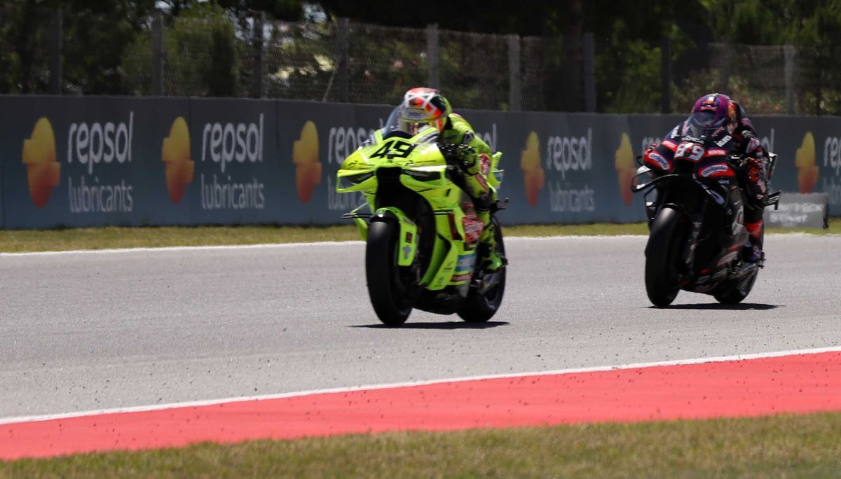 Tra incidenti e bandiere rosse, Di Giannantonio vince il Gp di Catalogna - 
