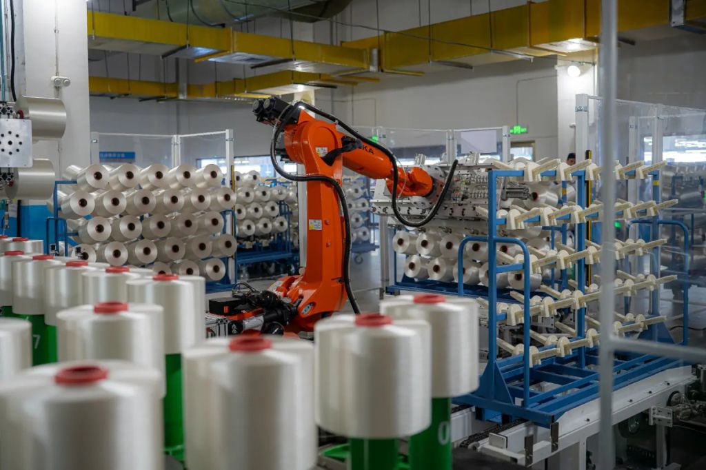 Cina, utili delle imprese statali in aumento dell’1,9% nei primi 4 mesi del 2026 - 