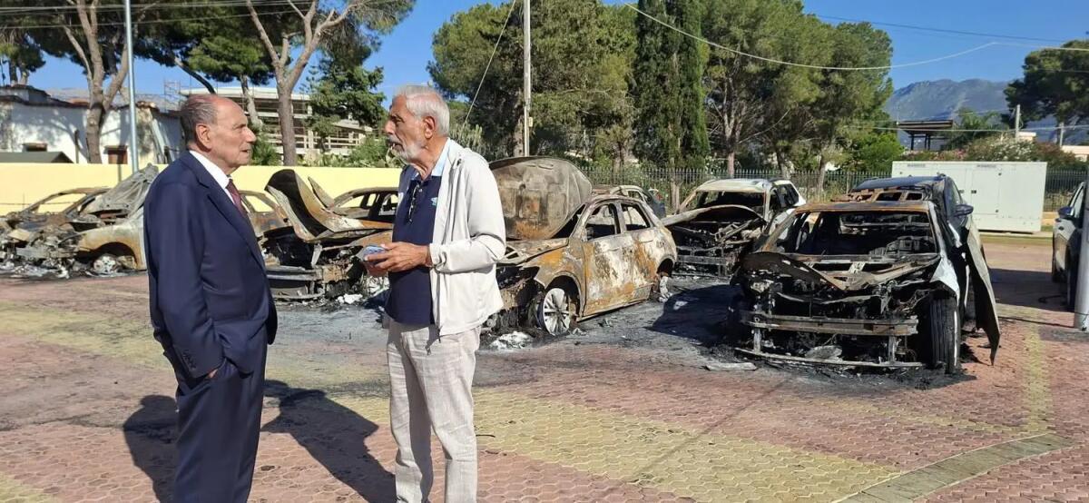 Schifani visita la sede della Sicily by Car a Villagrazia di Carini: “Presenza concreta della Regione contro le intimidazioni” - 