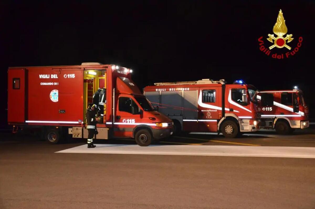 Incendio nel punto vendita di Sicily by Car a Villagrazia di Carini, a fuoco decine di auto a noleggio. Solidarietà da Schifani - 