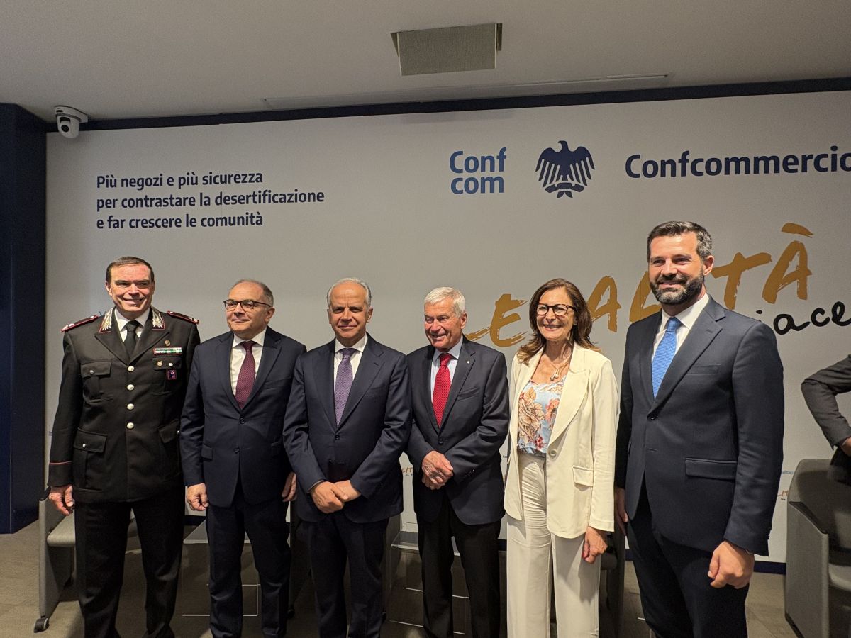 Confcommercio, nel 2025 l’illegalità è costata alle imprese 41 miliardi di euro - 