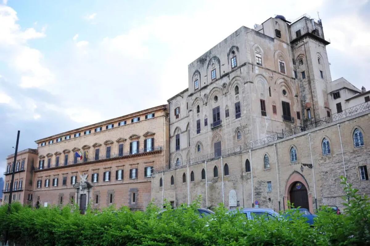 Giurano all’ARS i tre nuovi assessori della Giunta Schifani - 