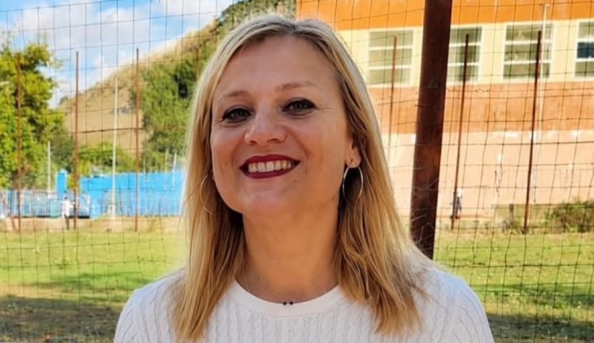 Civici: "Insegnante vicina al suo alunno nel momento del bisogno esempio per tutti" - Samanta Lacagnina