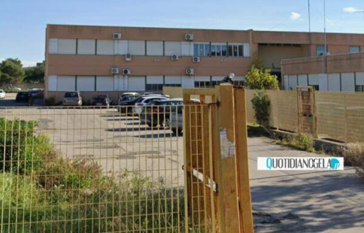 Rifiuti, da luglio sede Srr in via Liszt nella struttura comunale: "Anche libri sociali e archivio" - La struttura di via Liszt