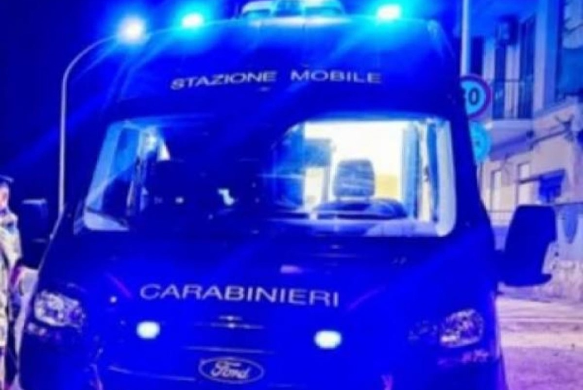 Rissa in corso Aldisio, diversi coinvolti: intervenute forze dell'ordine  - 