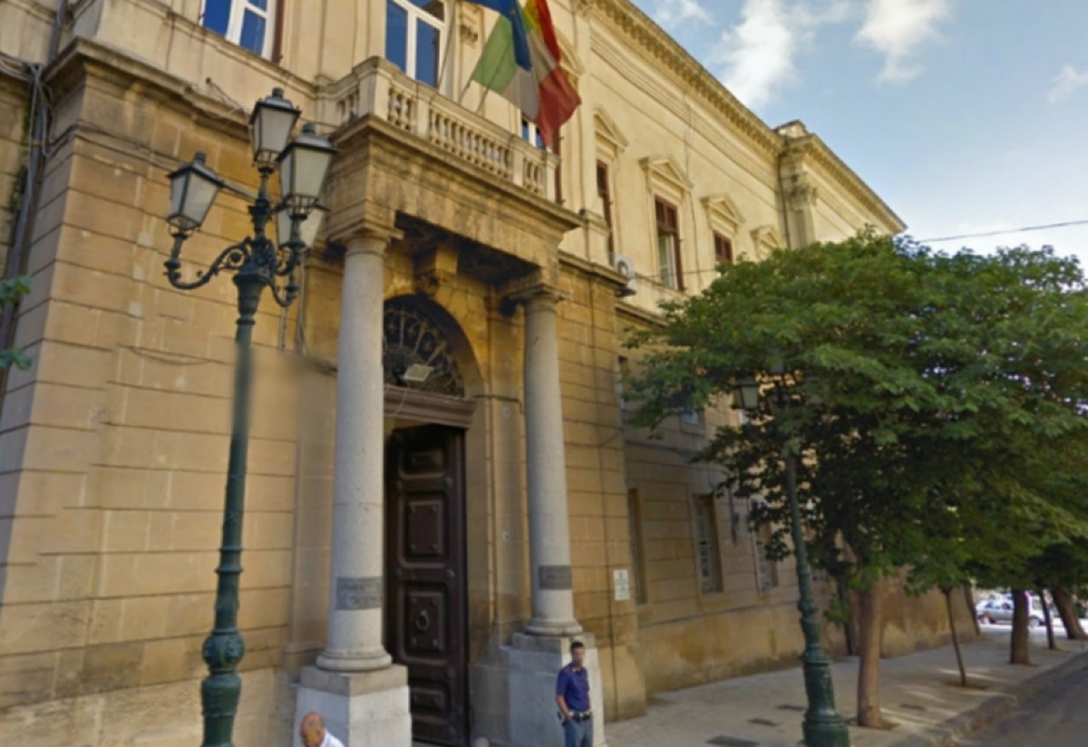 Libero Consorzio, finanza ha acquisito atti negli uffici  - 