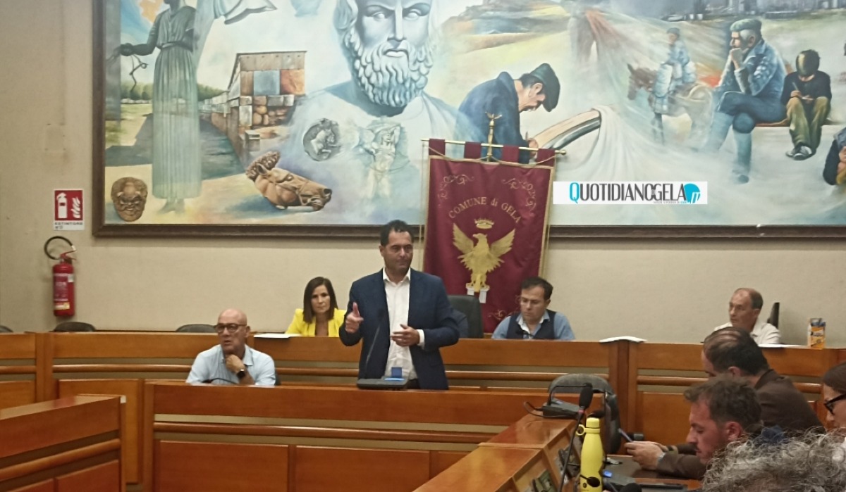 Ghelas, maggioranza compatta su variazione di bilancio: "Controlli sono massimi" - 