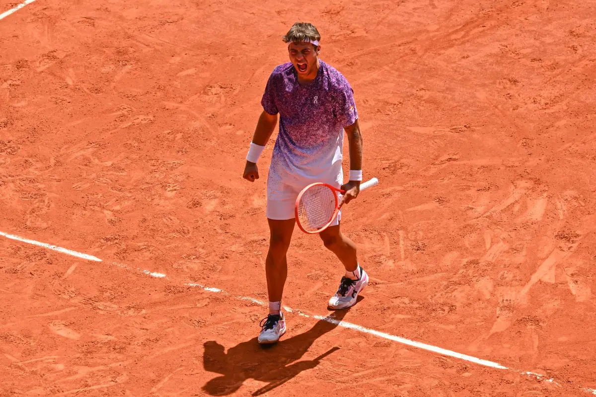 Cobolli in semifinale al Roland Garros, l’Italia avrà un finalista a Parigi - 