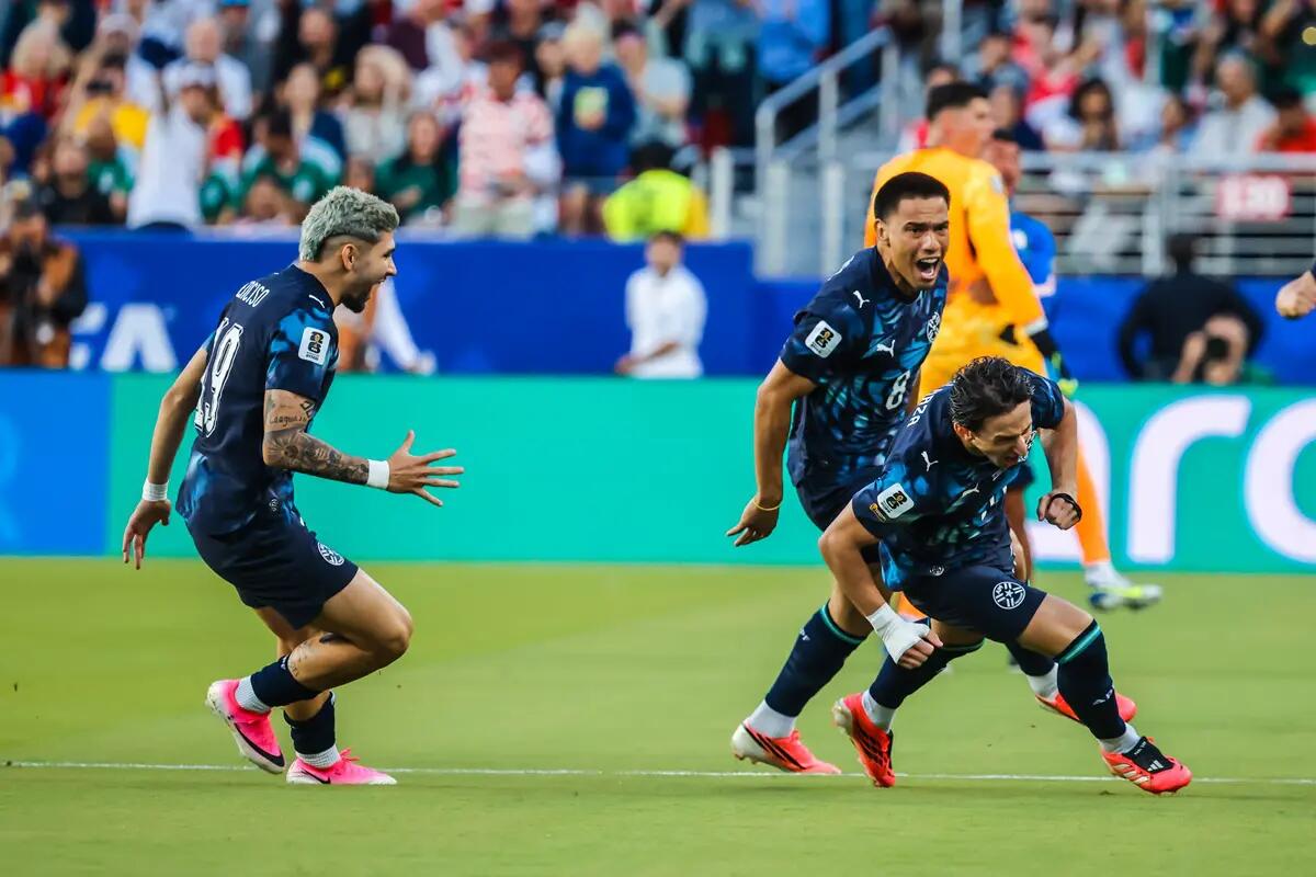 La Turchia di Montella perde ancora ed è eliminata, il Paraguay vince 1-0 - 