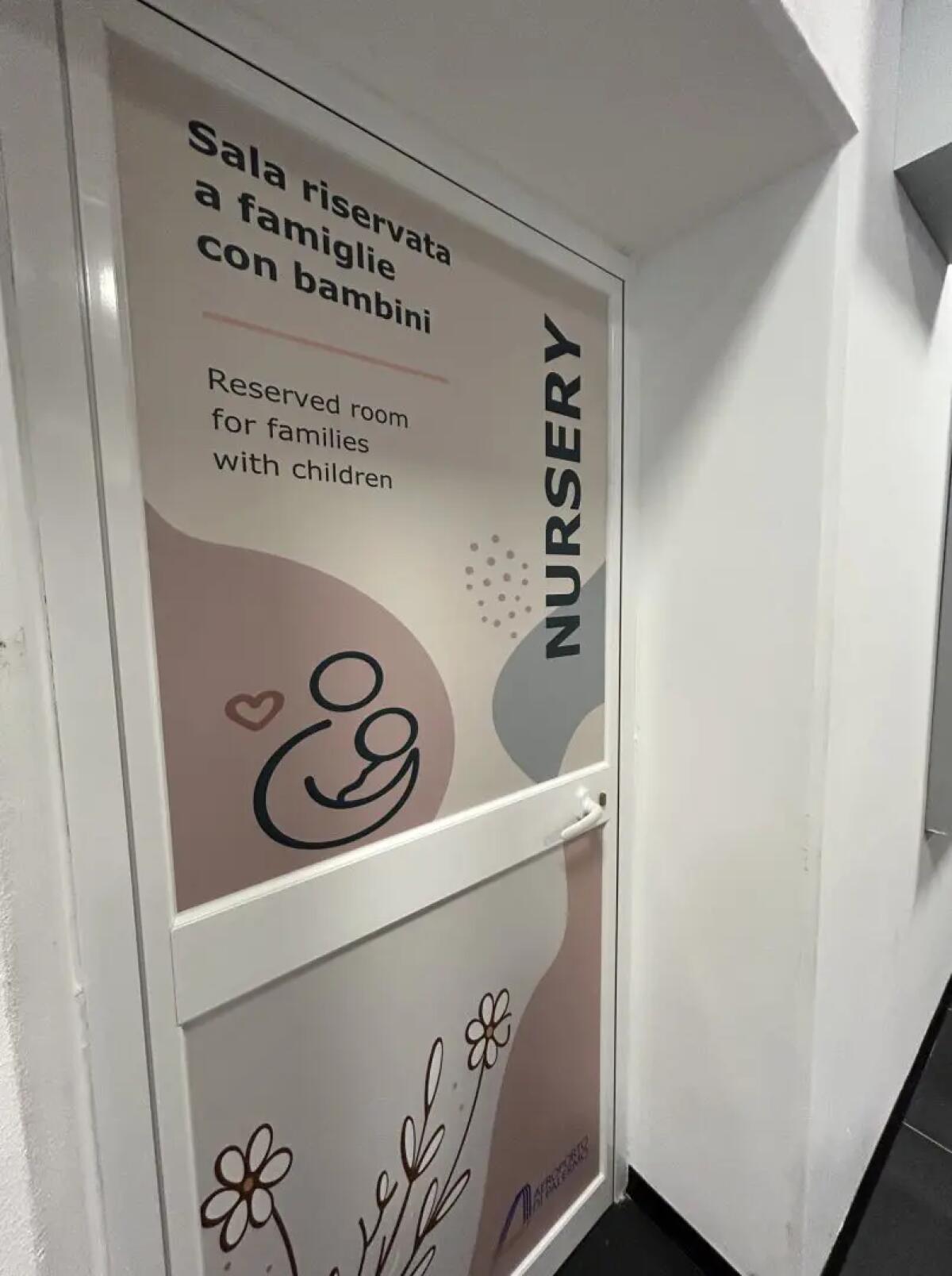 All’aeroporto di Palermo apre la nursery-family lounge dedicata alle famiglie con bambini - 